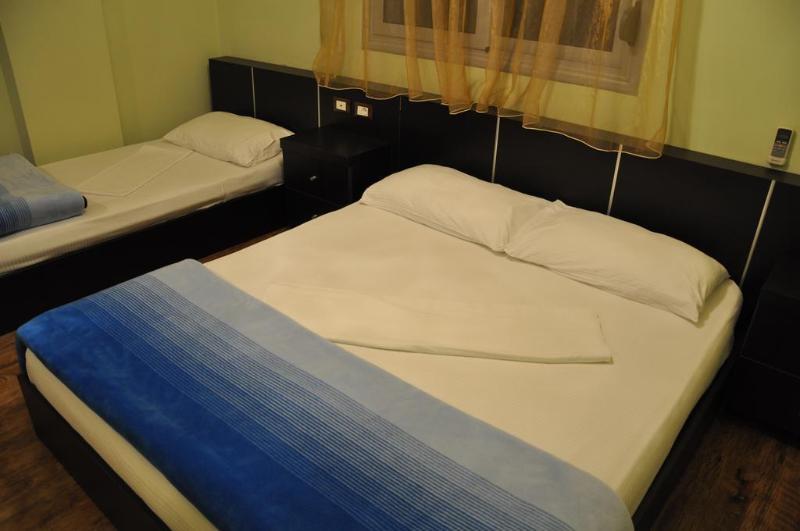 Ambasador Hotell Vlorë Exteriör bild