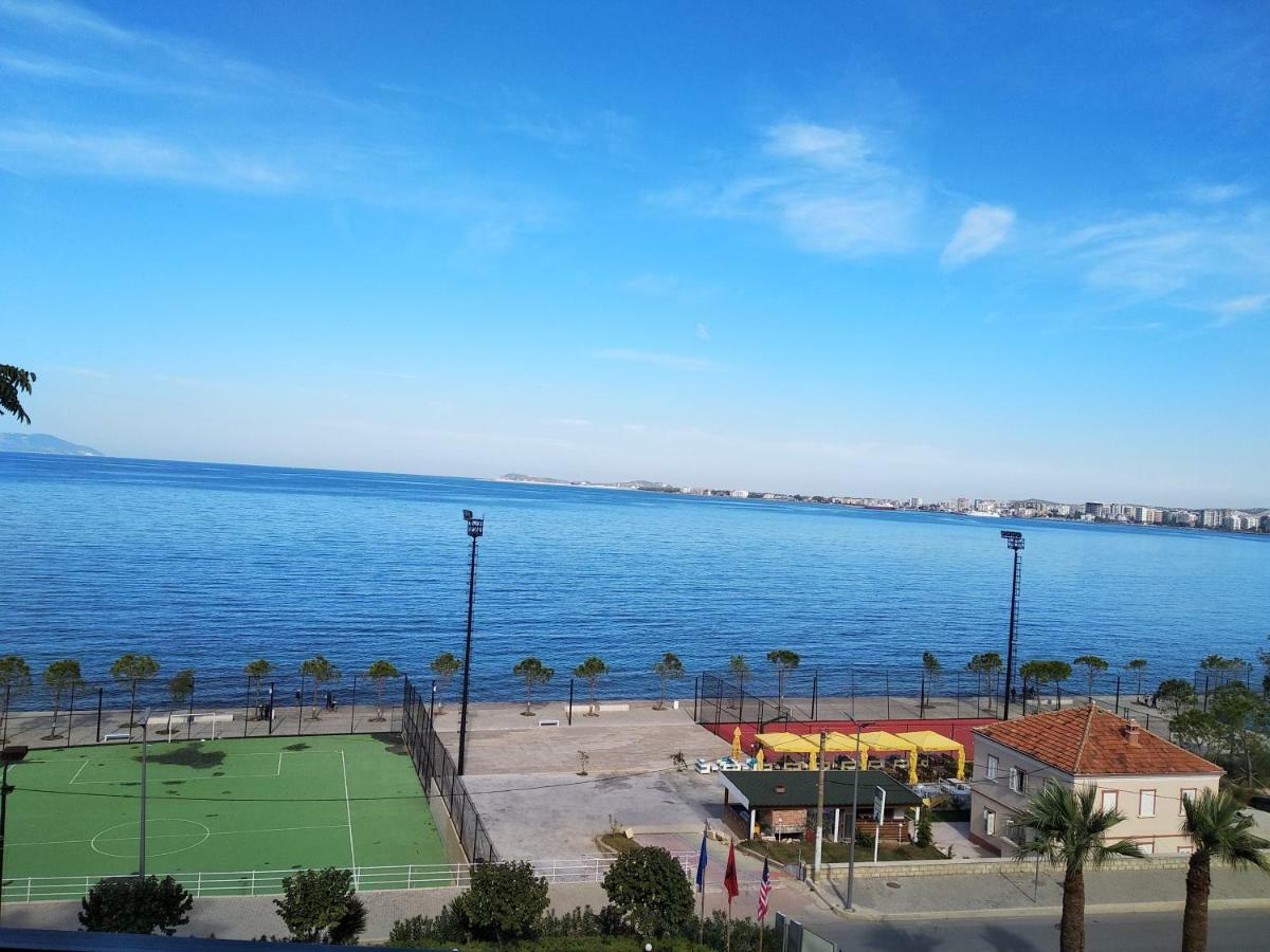 Ambasador Hotell Vlorë Exteriör bild