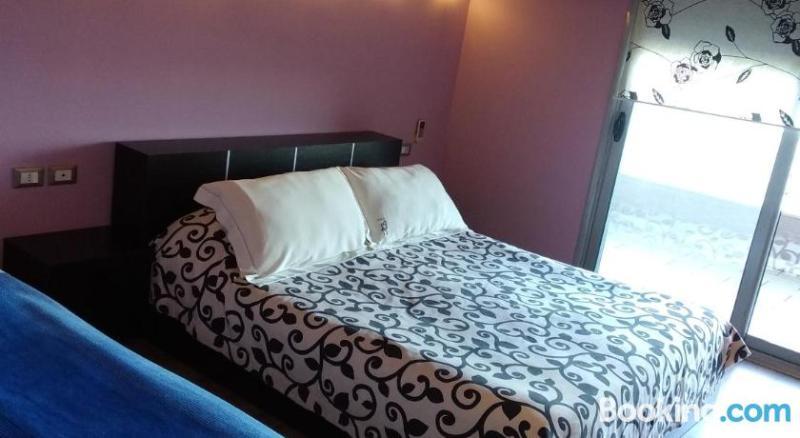 Ambasador Hotell Vlorë Exteriör bild